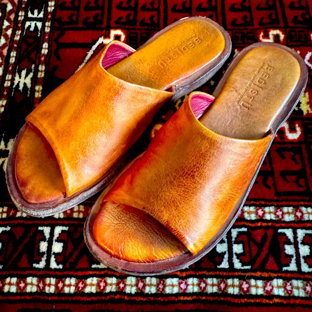 Bed|Stu women’s  Leather Slide Sandals